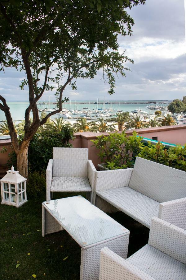 La Dolce Vista - B&B Di Charme Манфредония Екстериор снимка